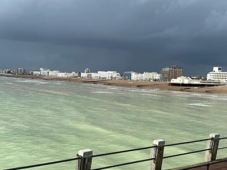 House By The Sea, Worthing Villa Kültér fotó